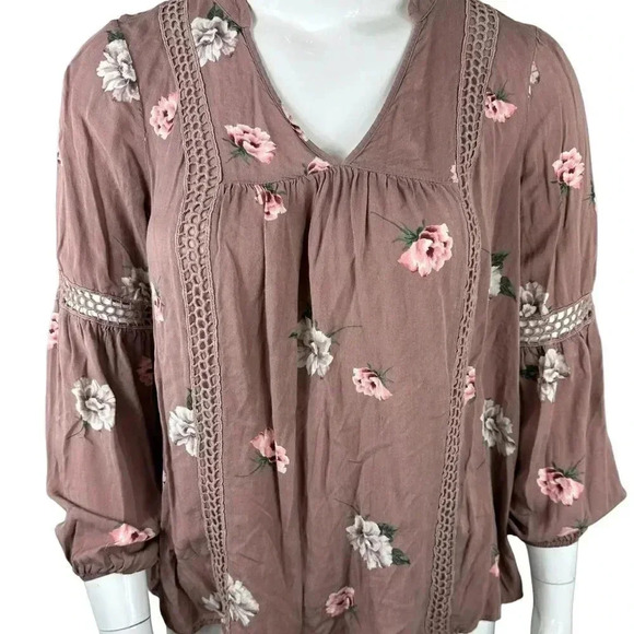 Torrid Dusty rose floral print top size 00/10-medium/large - Picture 2 of 9